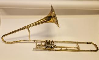 Cerveny ventilbasun B1165