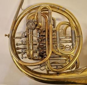 Alexander 104 fast klocka (K1567)